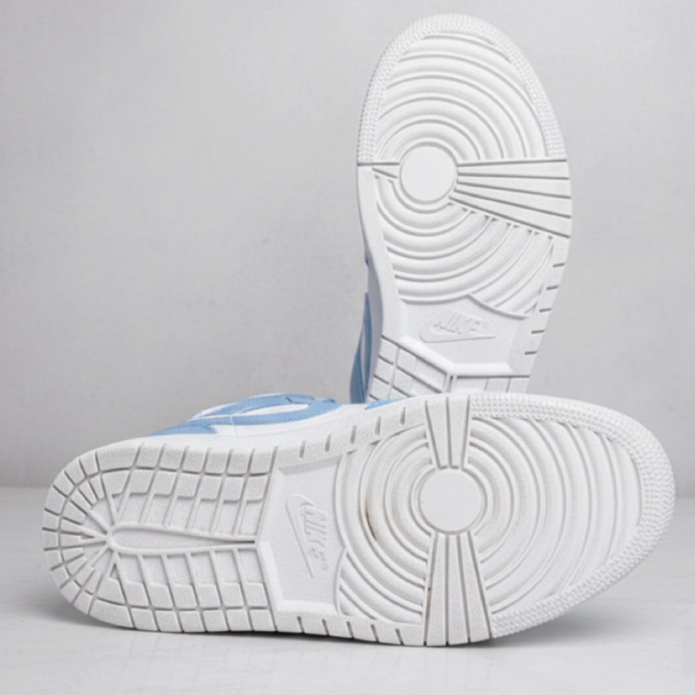 Nike Air Jordan 1 Mid SE Sail Light Blue Mixed Textures DA4666-100 Size 7.5 - Picture 8 of 10